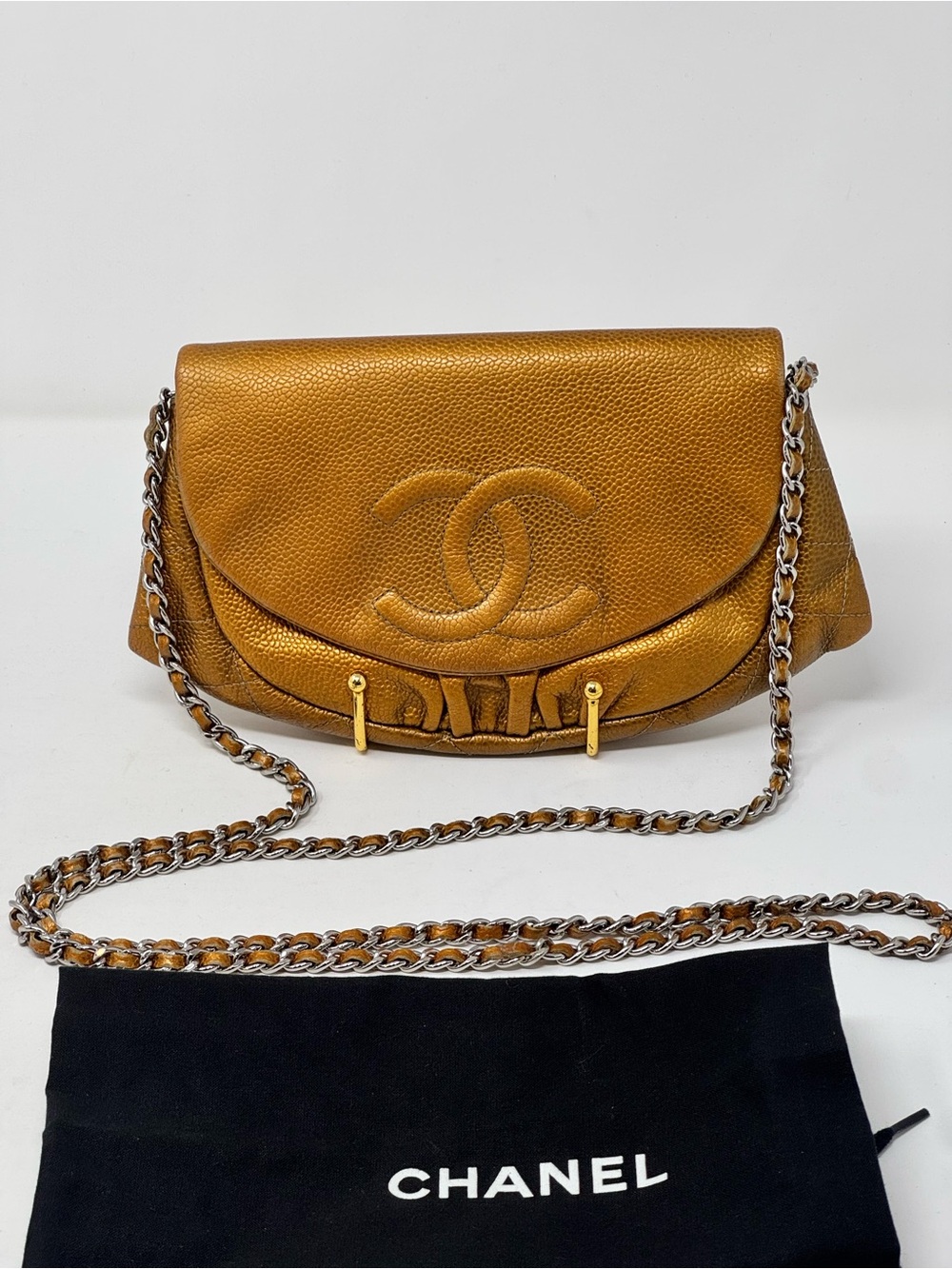💎💎Preloved Chanel Gold Metallic Mini Half-Moon Caviar Wallet on Chain SHW